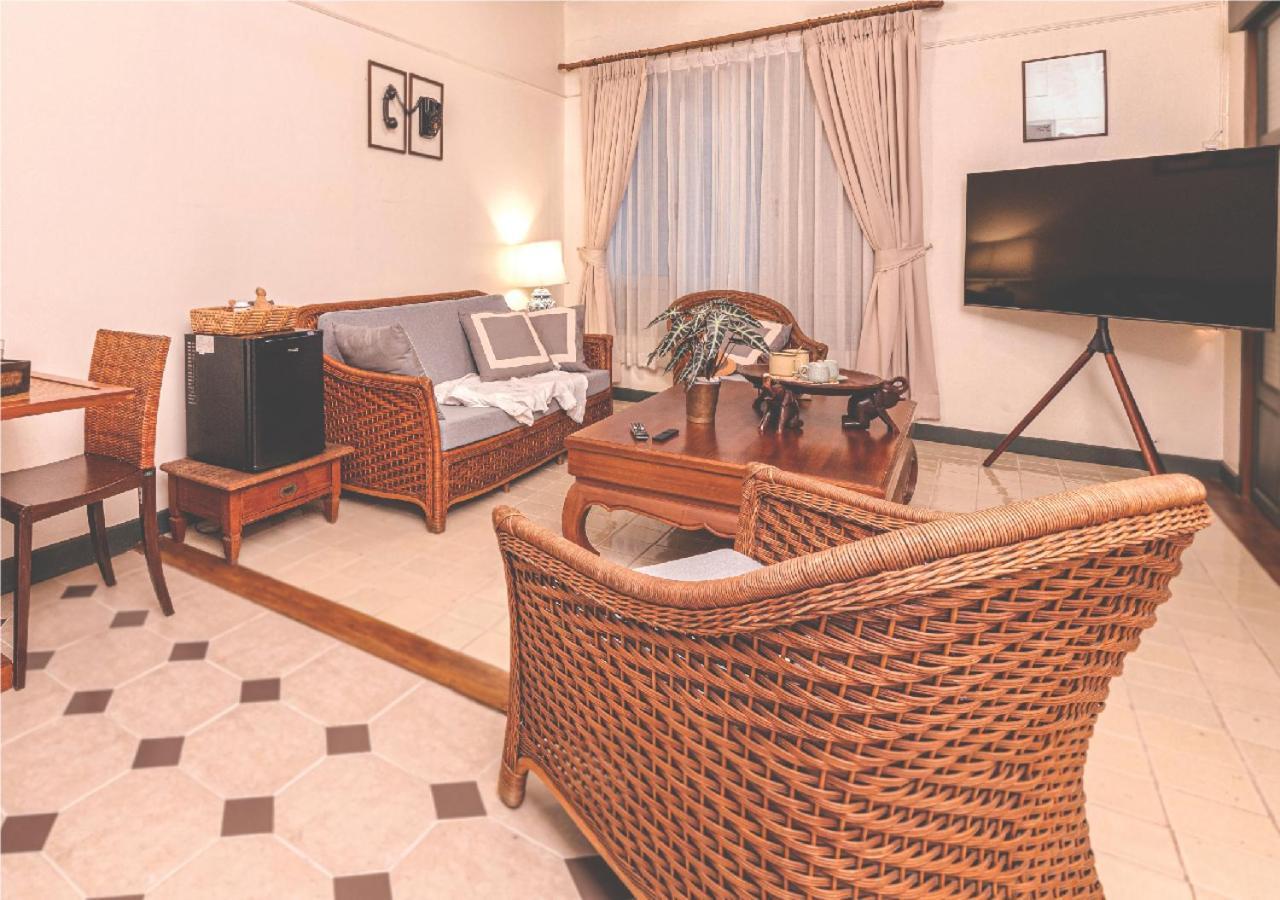 Yesterday Hotel Chiang Mai Extérieur photo